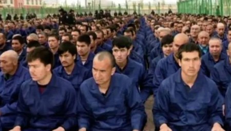 الصين شيدت 380 معسكر اعتقال للأويغور